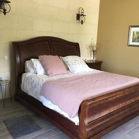 Bed and Breakfast Chateau Couchebout Pugnac Екстер'єр фото